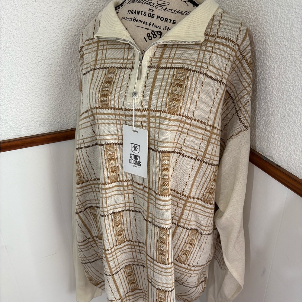 Stacy Adams Cream and Tan Zip-Up Sweater